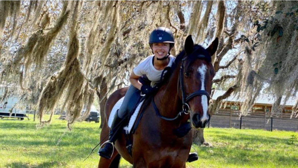 Zara Buren riding her horse